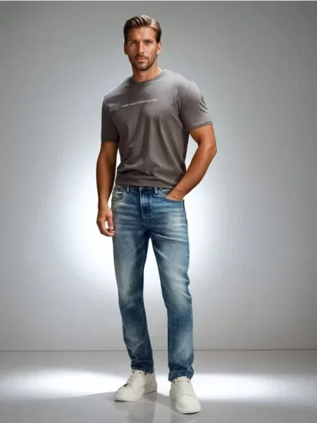 Sinsay Jeansy slim fit z efektem sprania niebieski