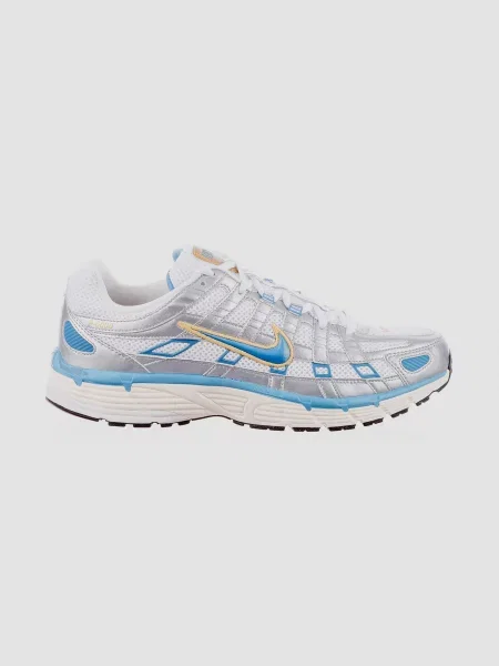 Кроссовки Nike белые