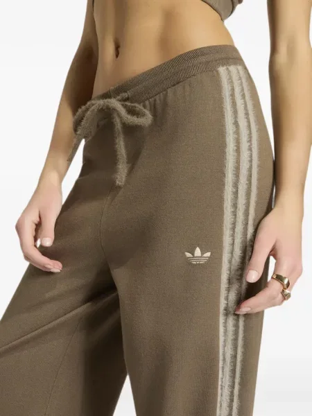 Pantaloni Adidas cu dungi alergare maro