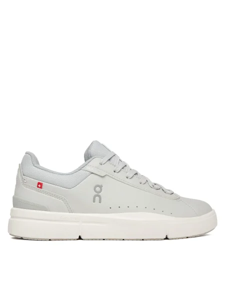 Sneakers On The Roger Advantage gri