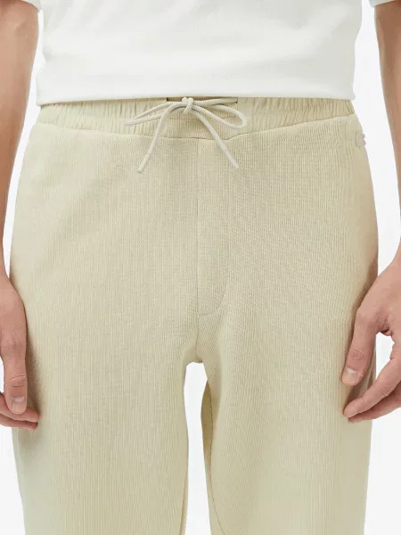 Спортивные штаны Lacoste бежевые