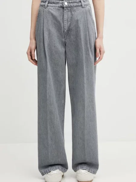 Maison Kitsuné τζιν σε χαλαρή γραμμή γυναικεία