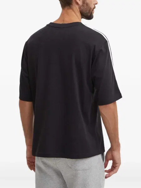 Prugaste kratke hlače Adidas crna