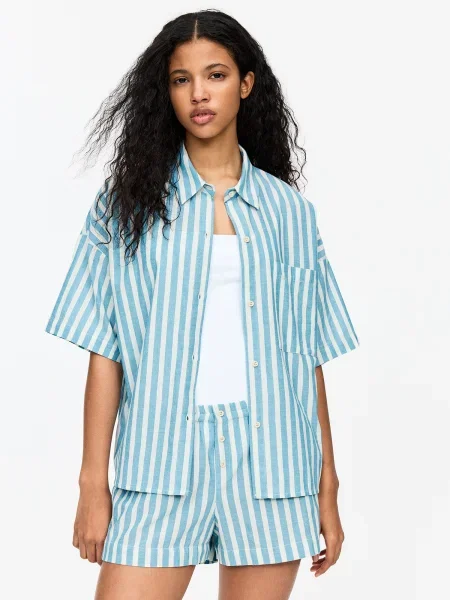 Pull&Bear Bluza svetlo modra bela
