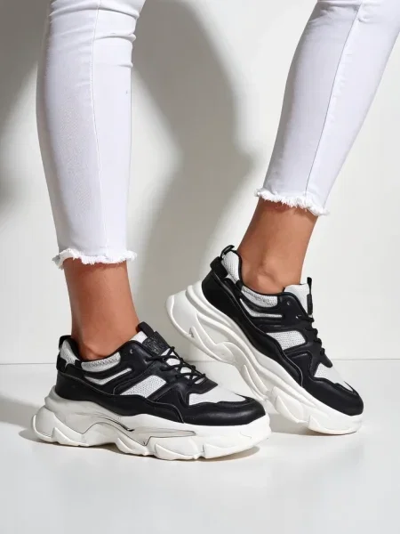 Sneakerși Resti negru