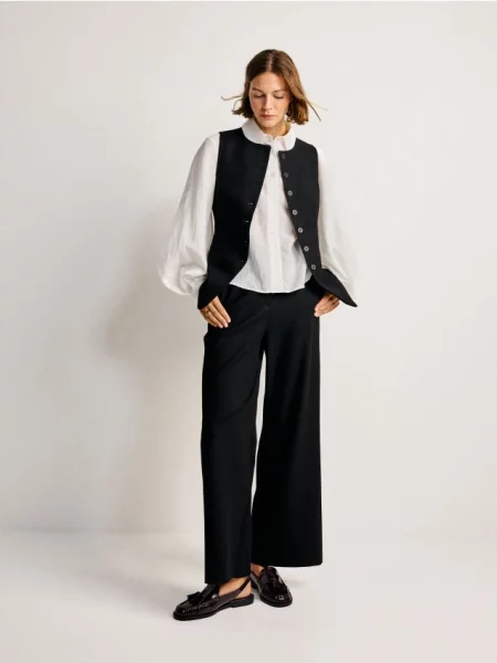 Reserved Pantaloni cu crac larg negru