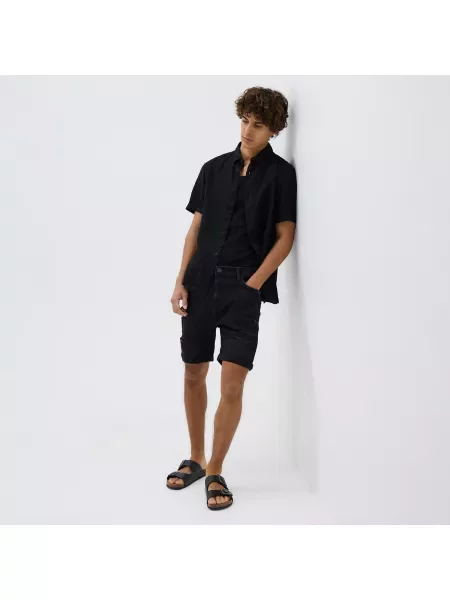 Reserved Džínové šortky slim fit šedá