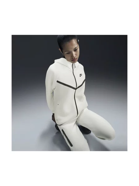 Bunda Nike biela
