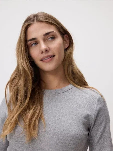 Reserved Tricou din deschis gri