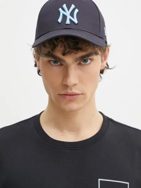 Бейсболка New Era однотонна синій