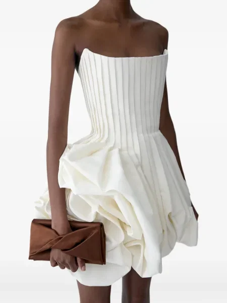 Rochie mini Carolina Herrera plisată de costum alb