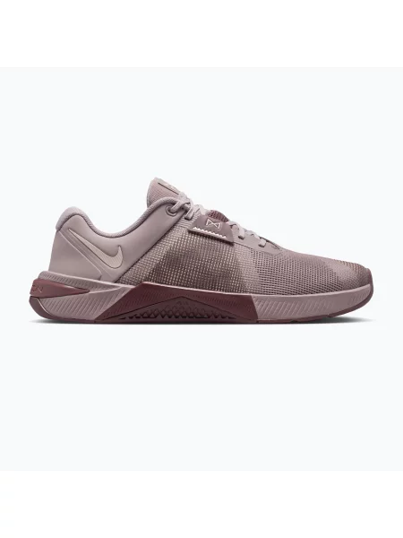 Női súlyemelő cipő Nike Metcon 10 light violet ore/tattoo/silt red. Méret: 39 EU piros