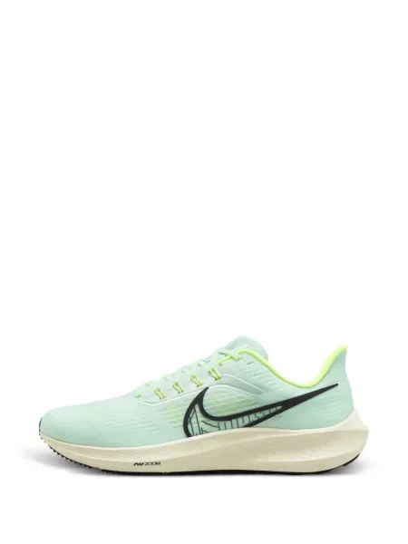 Baschet sneakerși Nike Vomero cu autograf negru