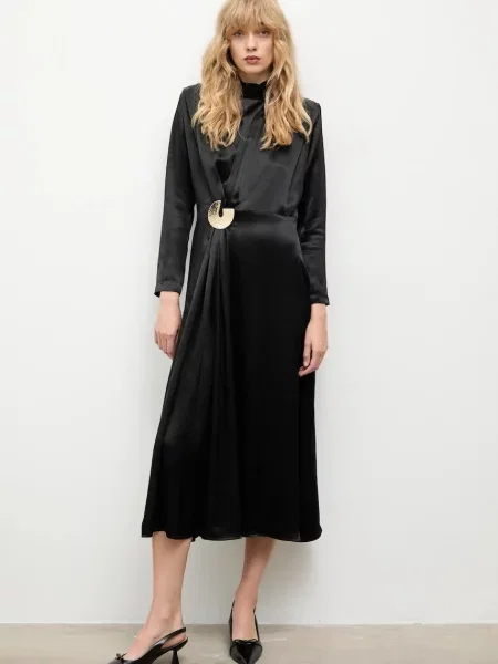 Answear.LAB sukienka maxi prosta czarny