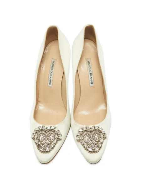 Pantofi cu toc Manolo Blahnik alb
