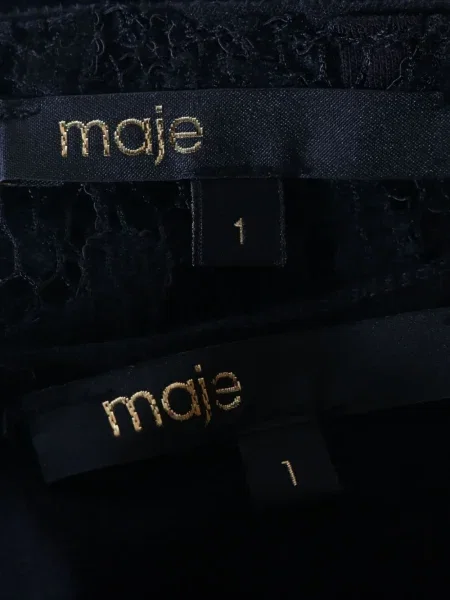 Rochie mini Maje din dantelă scurtă de costum negru
