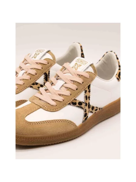 Pantofi Munich alb