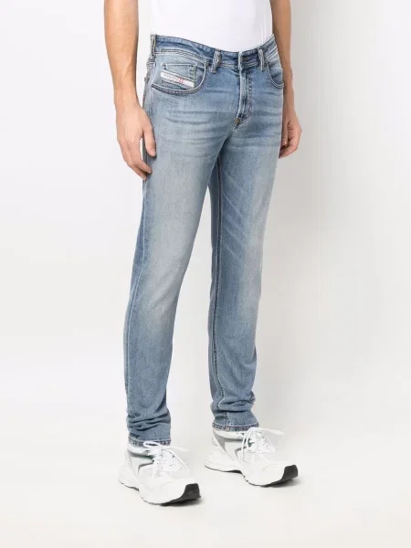 Skinny jeansy skinny Diesel 1979 SLEENKER niebieskie