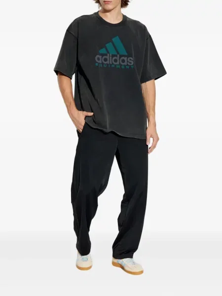 Prugasta majica Adidas s printom plava