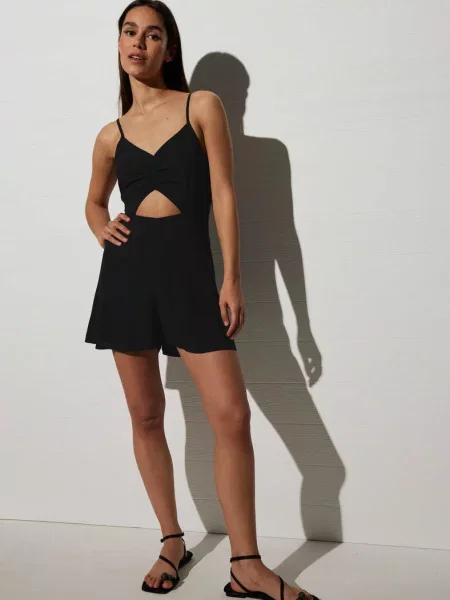 Летний женский комбинезон чорний