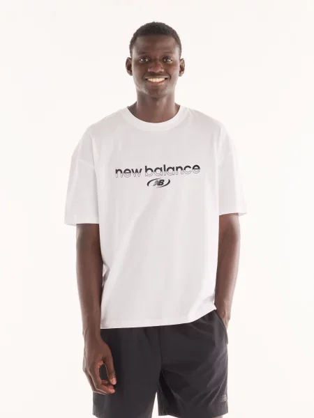 Футболка New Balance Trackside білий