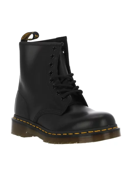 Botki Dr. Martens sznurowane skórzane czarne