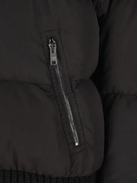 Яке Prada черно