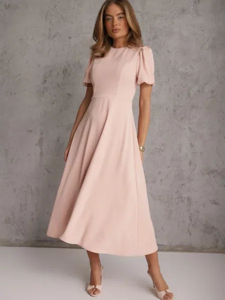 Rochie Nessesha roz