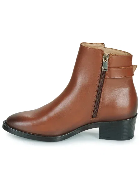 Pantofi Betty London maro