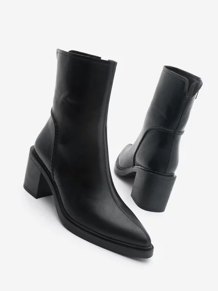 Ежедневни боти Marjin черно