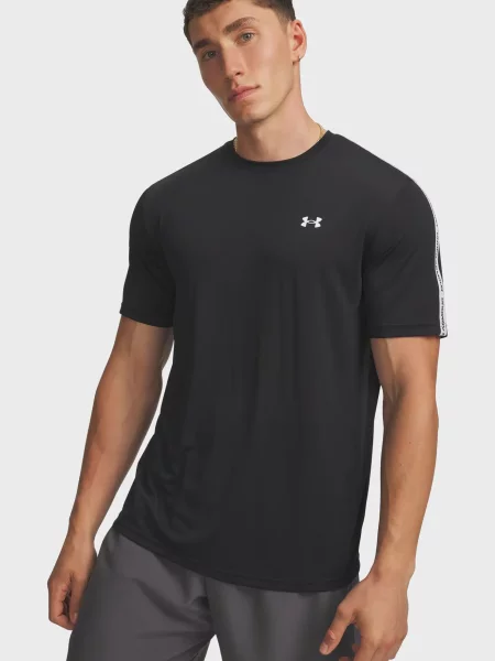 Спортивна футболка Under Armour чорна