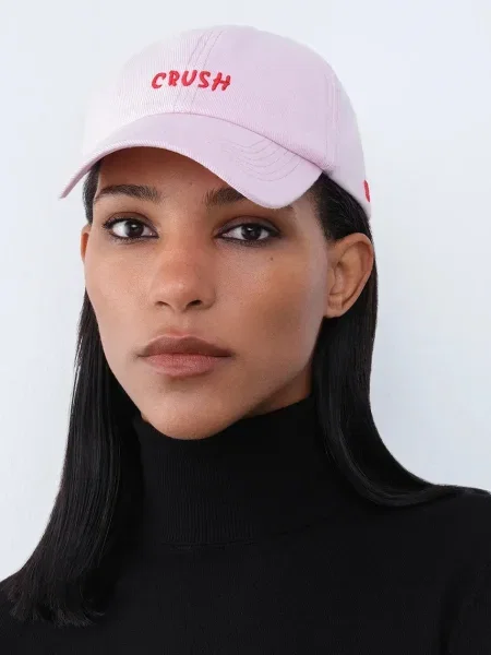 Kapa s šiltom Ruslan Baginskiy roza