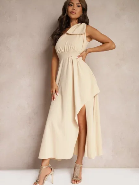 Sukienka Koktajlowa o Asymetrycznym Kroju na Jedno Ramię Ozdobiona Kokardą Vimorissa beżowa