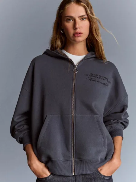 Bershka Bluza Z Kapturem Suwakiem I Ćwiekami Kobieta Xs Ciemnoszary