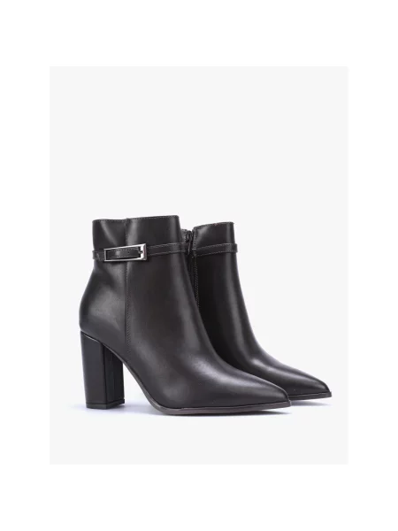 Pantofi La Modeuse maro