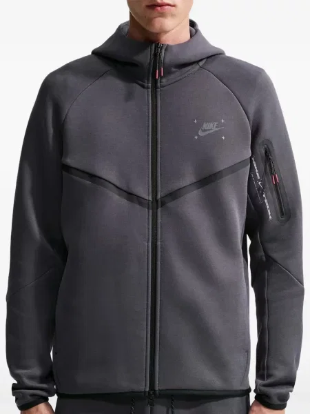 Hanorac cu glugă Nike din fleece gri
