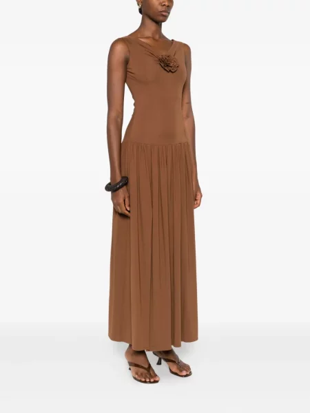 Rochie midi Roserry fără mâneci până la genunchi de costum roz