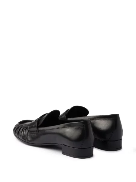 Pantofi loafer Prada din piele plisate negru