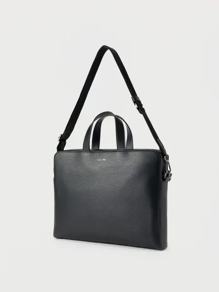 Geantă pentru laptop Calvin Klein Emblem Hw Commuter negru