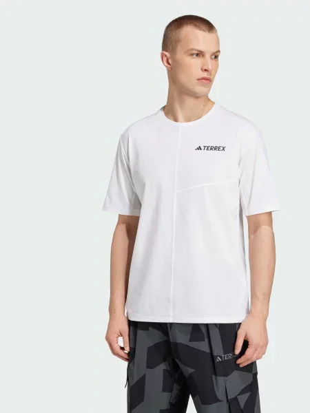 Футболка спортивна adidas перероблений білий