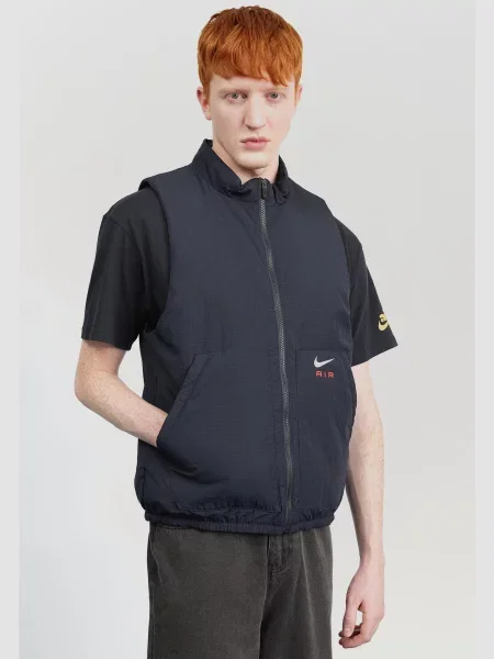 Утепленный жилет Nike черный
