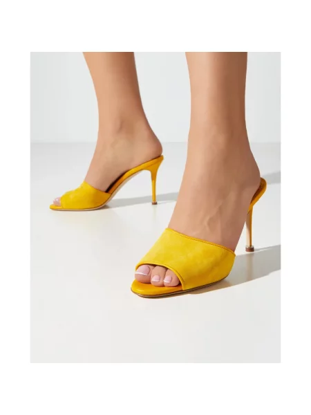Klapki Manolo Blahnik żółte
