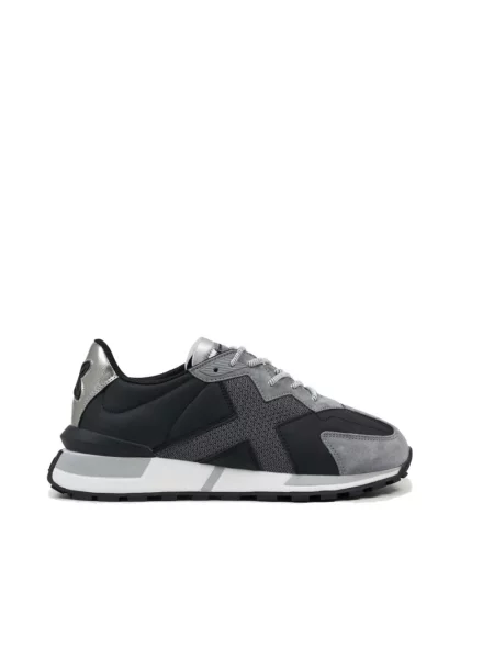 Sneakersy Munich skórzane w miejskim stylu czarne