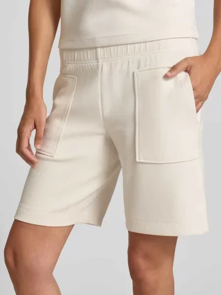 Szorty w kroju regular fit z elastycznym pasem Christian Berg Woman