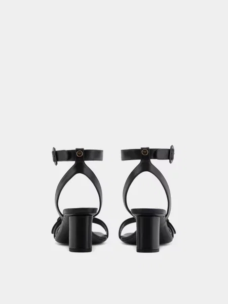 Кожаные босоножки Emporio Armani черные