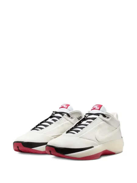 Sneakerși Jordan alb