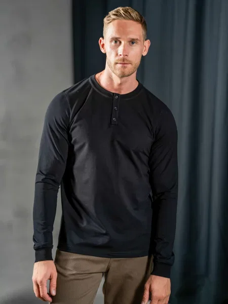 Лонгслів TeamV чорний