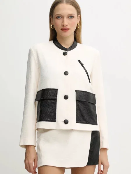 Armani Exchange sacou un singur rand de cu model bej