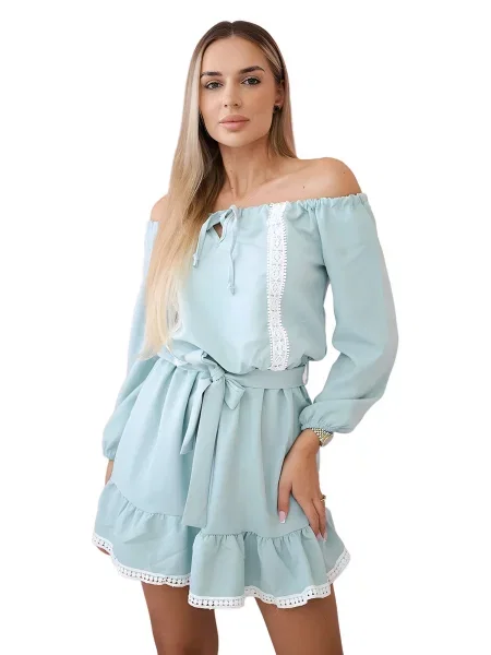 Šaty na ramena a krajka tmavě mint máta
