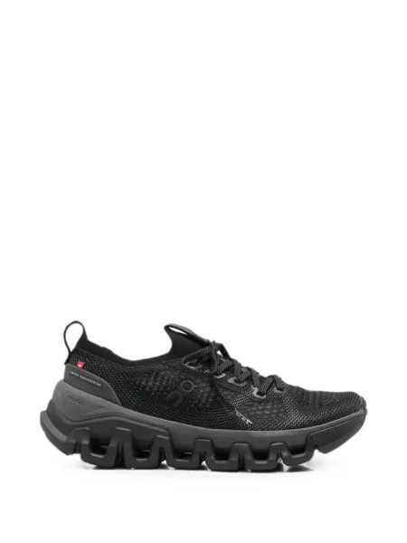 Sneakerși On negru